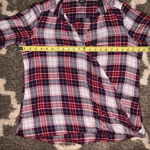 Bobeau women’s top. Gently used - Picture 5 of 8